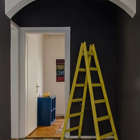 Chic Apartment *